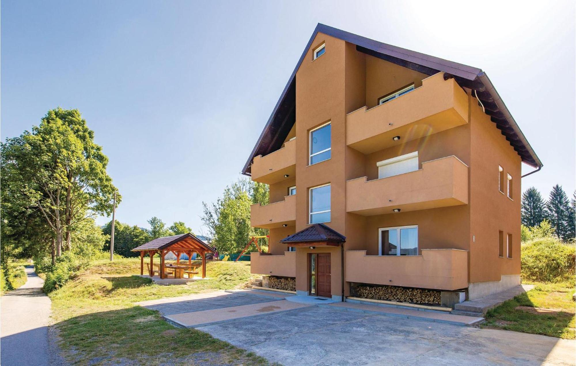 Awesome Apartment In Ogulin With Wifi Jasenak Exterior photo